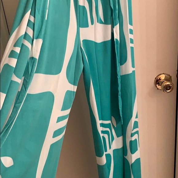 A lady evening out all in one - Picture 3 of 4